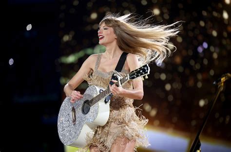 Taylor Swift 2023 Eras Tour สุดอลังการ โชว์ความยิ่งใหญ่ของศิลปินหญิงระดับโลก!